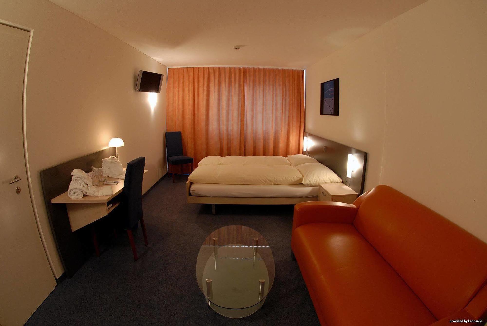 Airporthotel Grenchen Kültér fotó